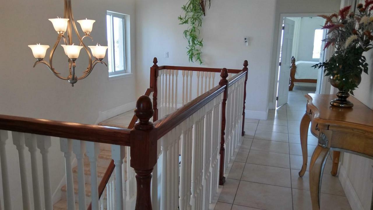 Mediterranean Three Story Beach Townhouse St. Pete Beach Exterior photo